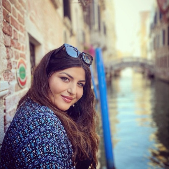 ♡ Hello, I’m Liz ♡ Welcome! ♡ - Picture 8 of 8